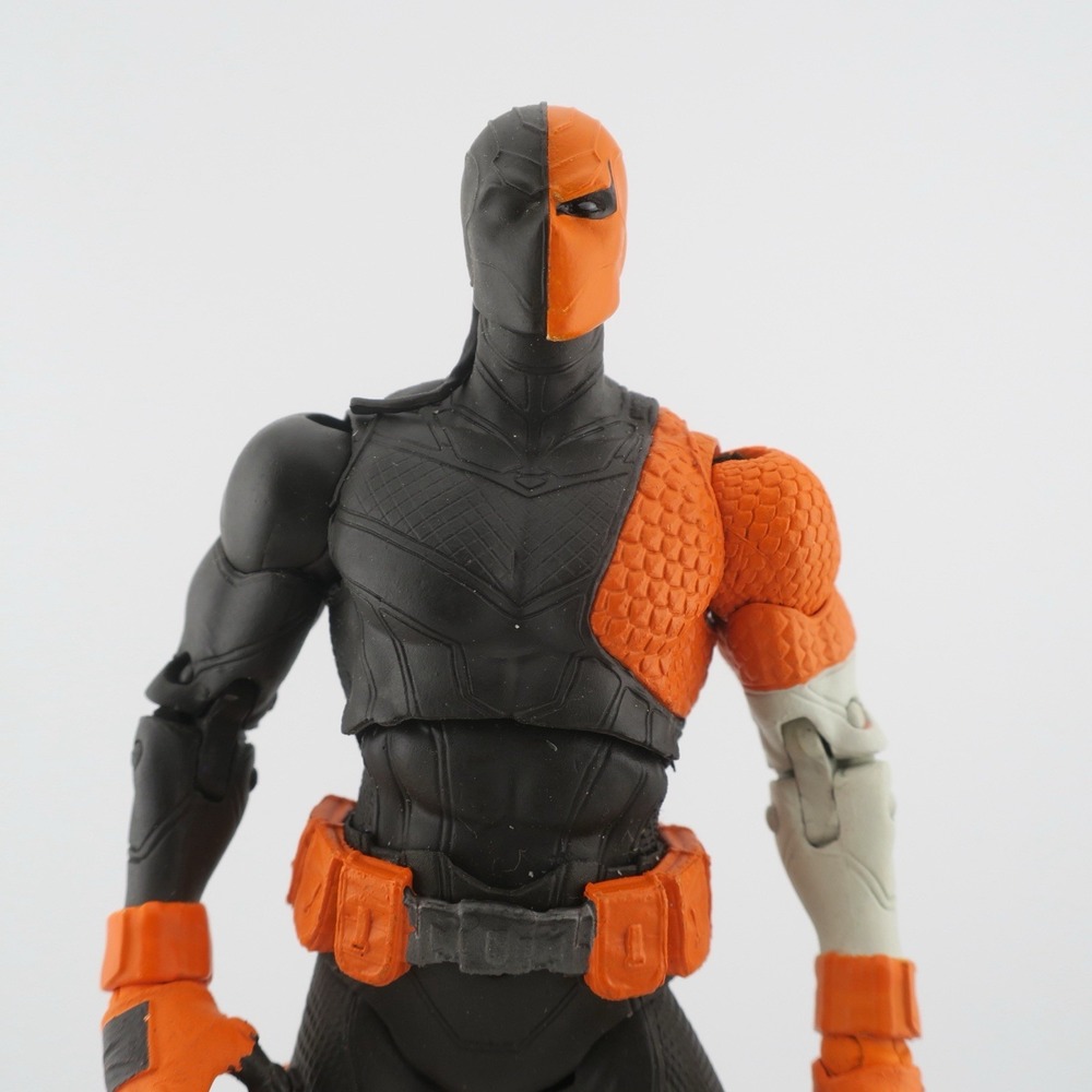Mcfarlane DC Multiverse Deathstroke Rebirth Figure Used - Picture 2 of 5